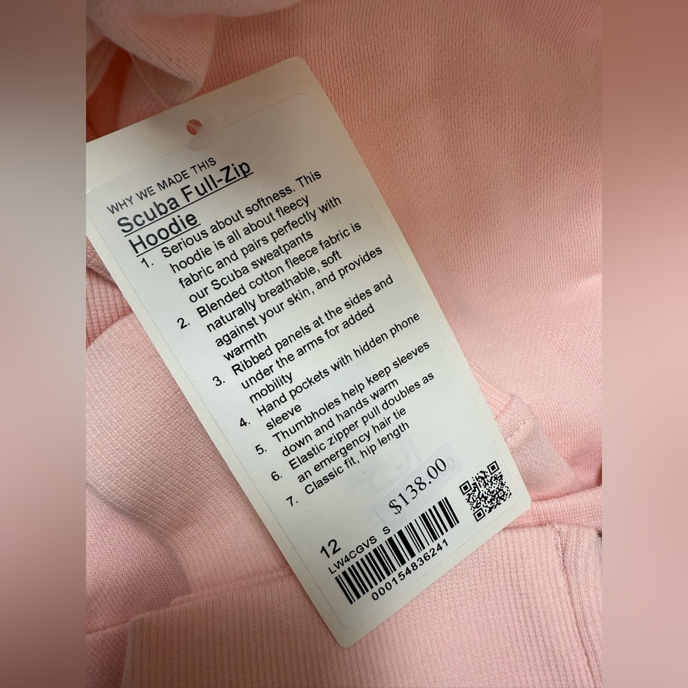 LuluLemon Scuba Full Zip Up Hoodie in Strawberry Milkshake - Picture 5 of 5